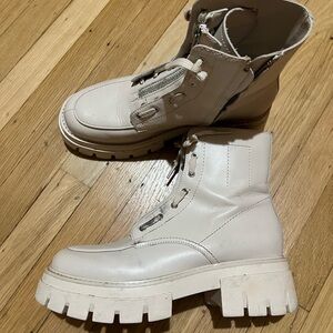 ASH Women’s Lynne Leather Booties Cream Size EU 38/size 7.5 gently used
